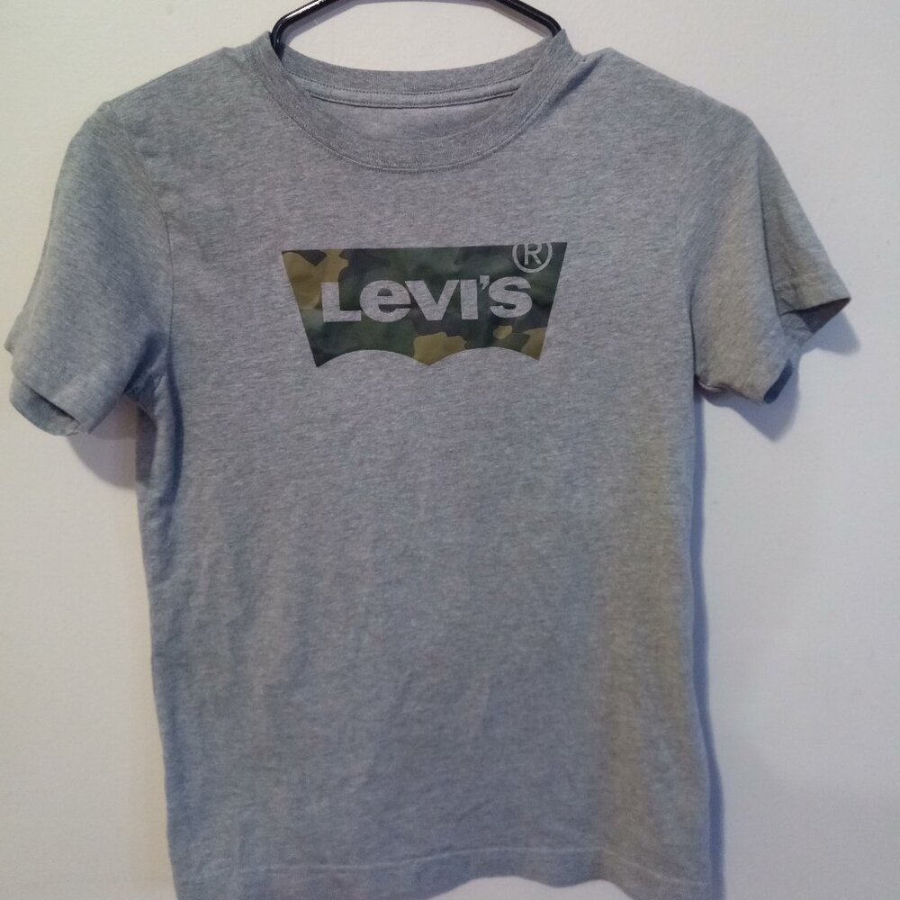 Grey Levi’s Boys T-shirt (Medium, 10-12 years) - Gently Used